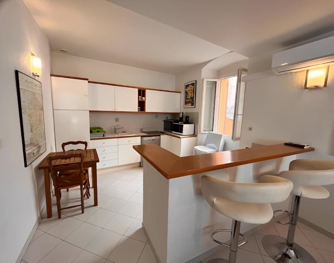 קאלבי Appartement Spacieux En Face Du Port מראה חיצוני תמונה